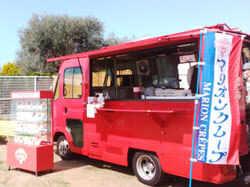 さいさいケータリングカー出張サービスイメージ画像